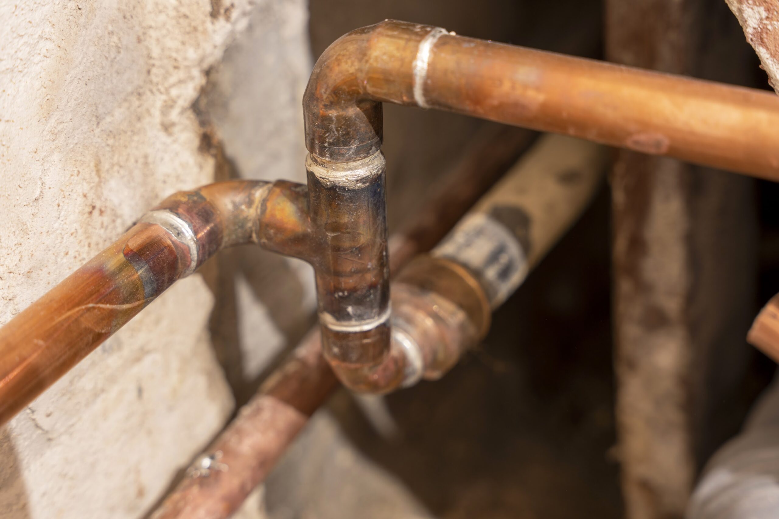 Should You Repair or Replace Old Plumbing Pipes?